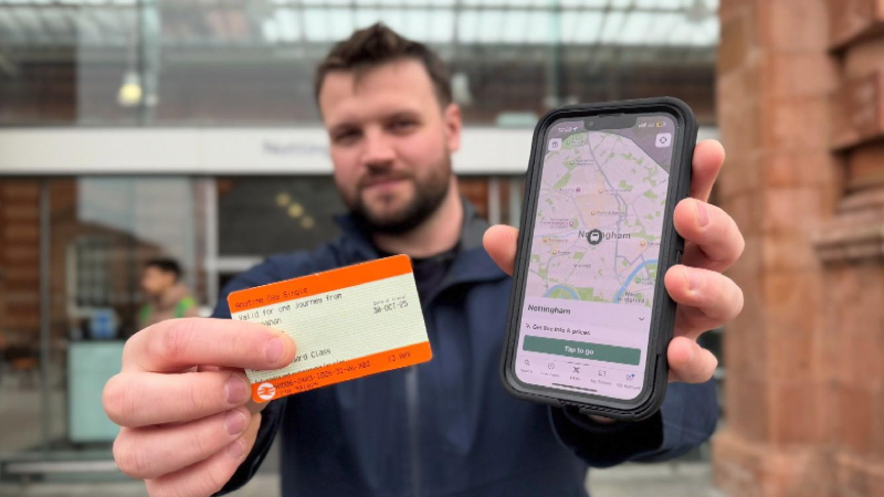 London to Edinburgh train ticket price comparison showing LNER Advance Lumo and Super Off-Peak fare options