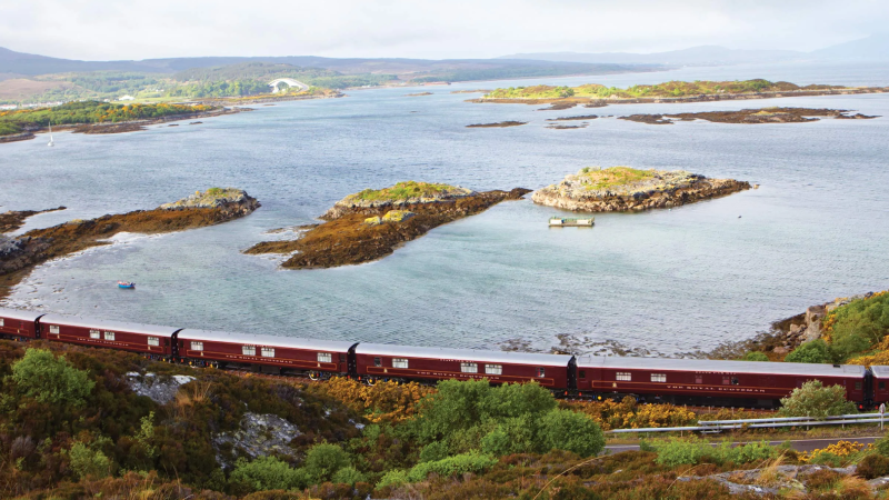 London to Edinburgh train best seats for scenery guide showing right side window views of Durham Cathedral Northumberland coast and Royal Border BridgeBest seats for scenery on the London to Edinburgh trainright side heading north for Durham and the Northumberland coast | Roamvisa.com
