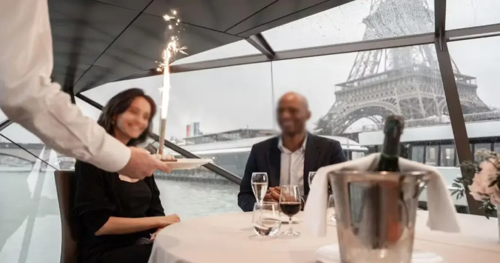 Best Paris Itinerary for Couples