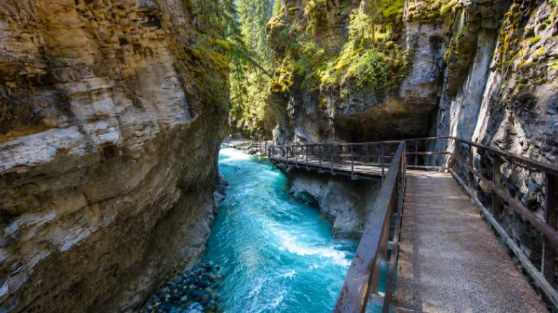 Johnston Canyon - The Best Easy Family Hike