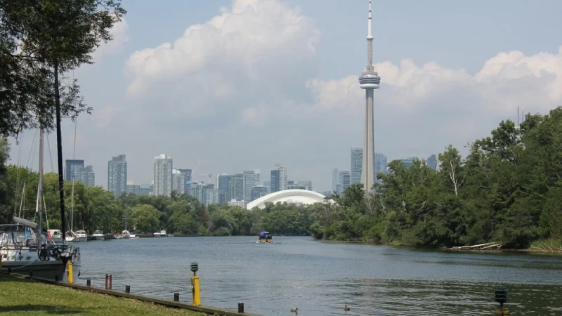 Toronto skyline with the CN Tower rising above the waterfront